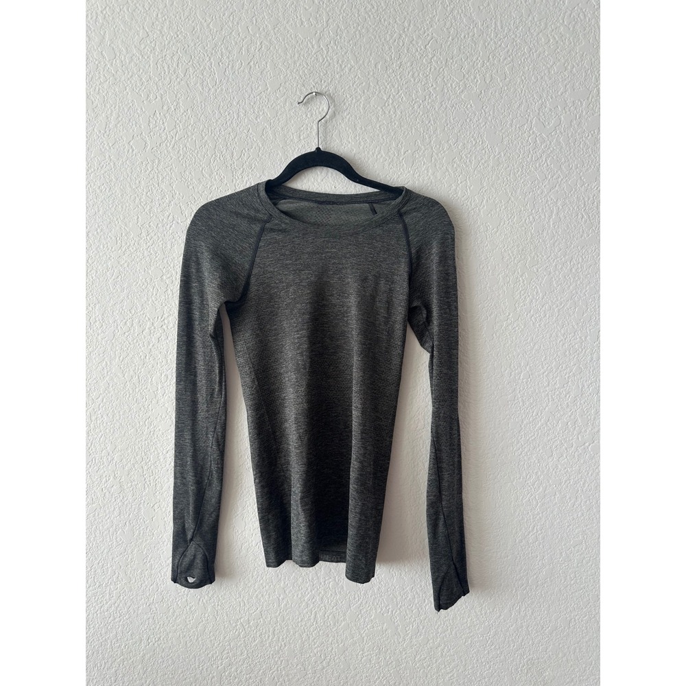 Lululemon Heathered Gray Long Sleeve Athletic Top Womens Size 4
